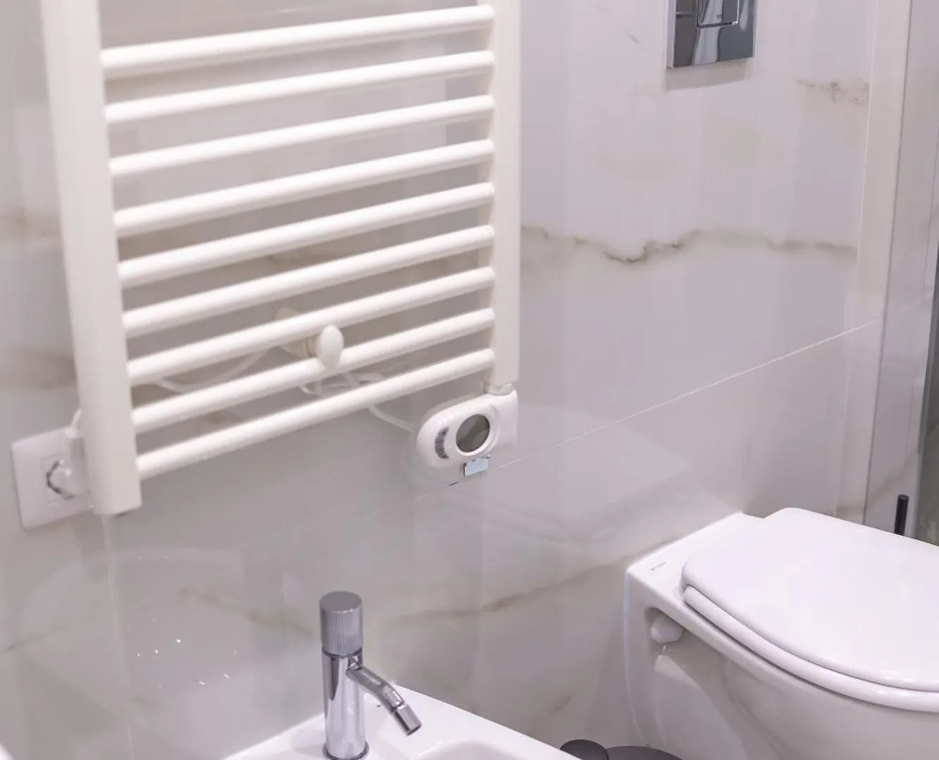 The Ease Bed & Breakfast Naples Italy