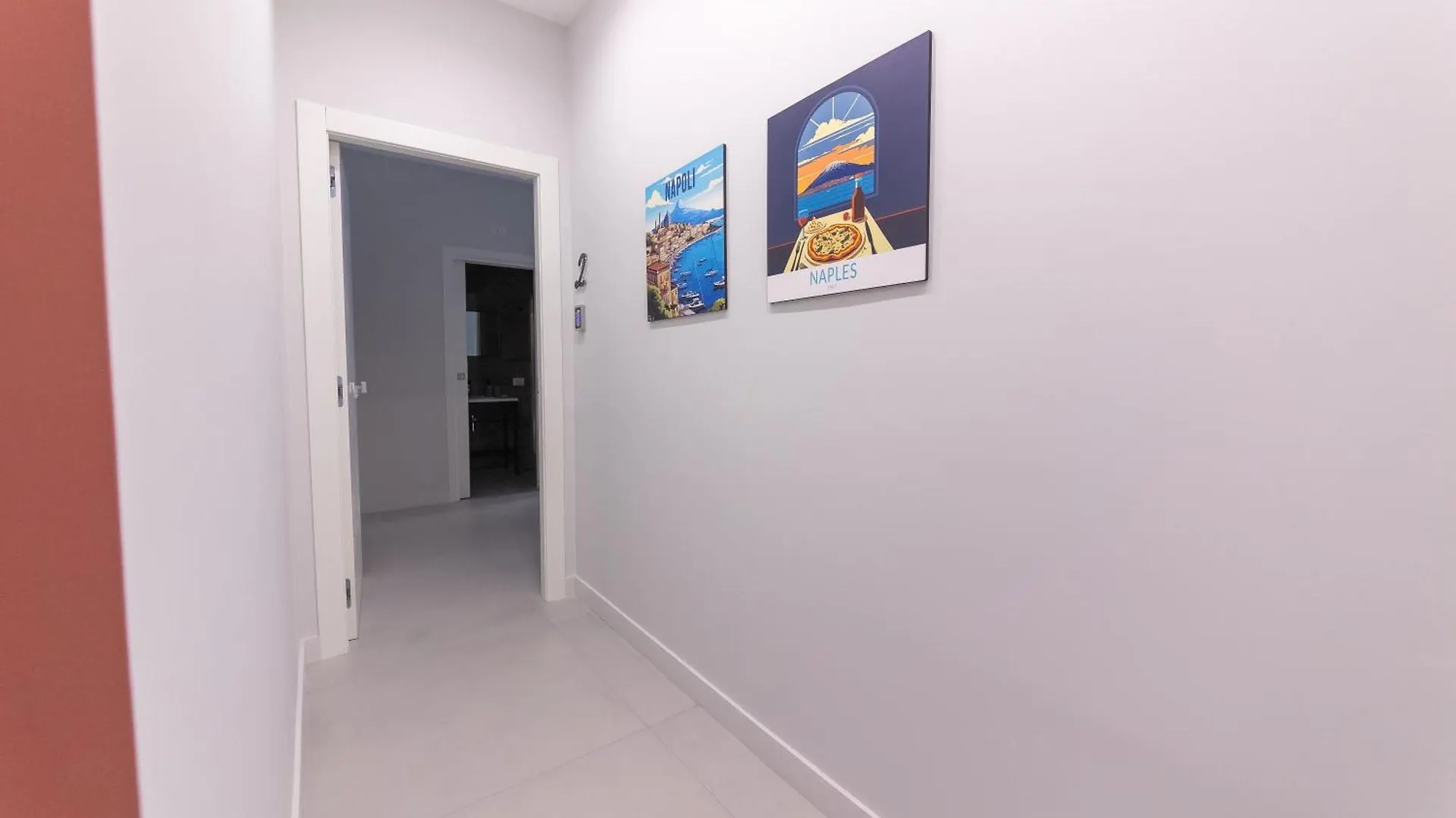 The Ease Bed & Breakfast Naples Italy