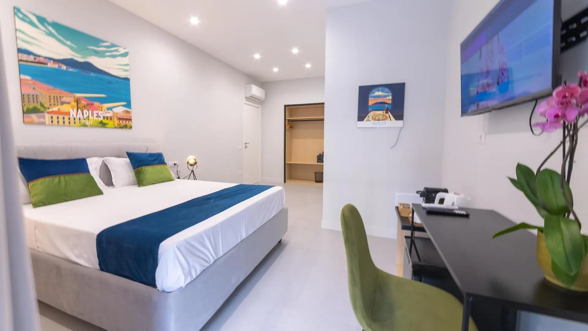 The Ease Bed & Breakfast Naples